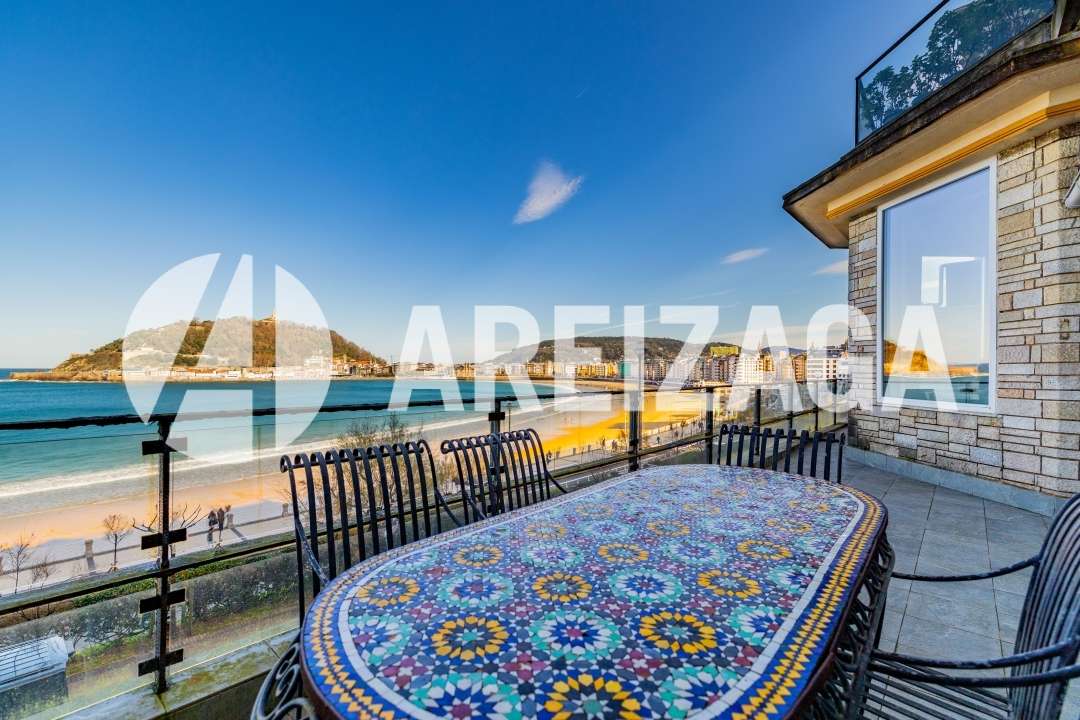 Condo for sale, Centro (Donostia / San Sebastián, Spain)