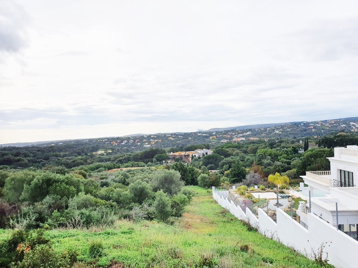AWARD WINNING LUXURY REAL ESTATE AGENCY, RESIDENTIAL PLOT IN SOTOGRANDE ALTO
