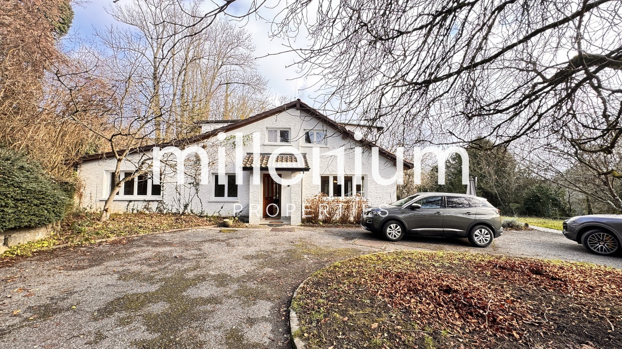 Beautiful detached house for sale in Versoix