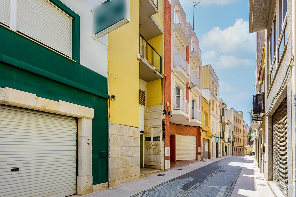 Castellón Sales Building