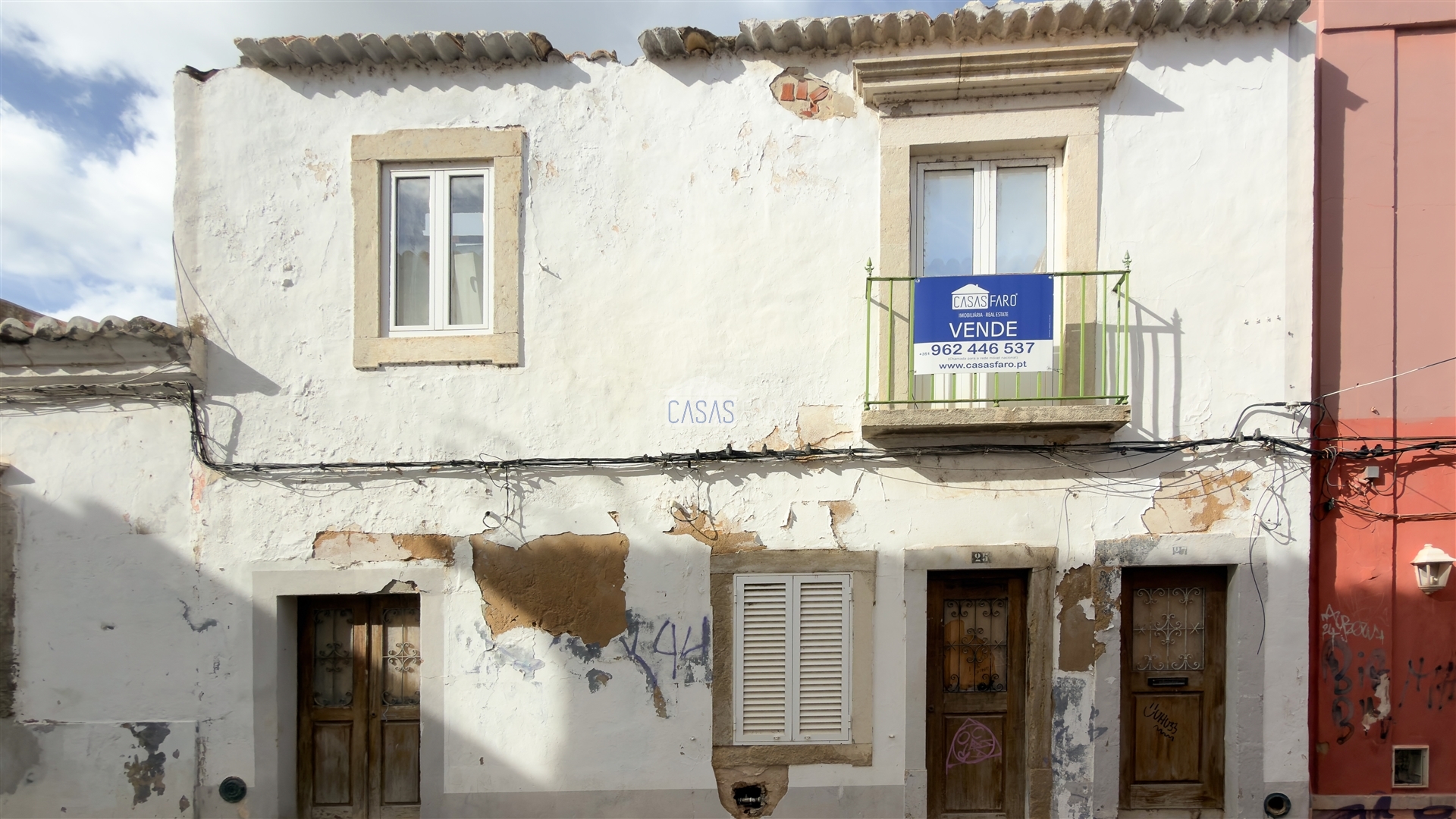 Building for sale, Faro, Faro (Sé e São Pedro), Portugal (São Pedro, Portugal)