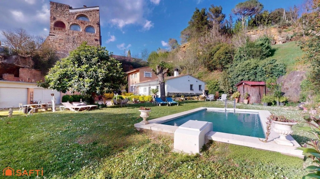 House-Villa For sell in Girona in Girona