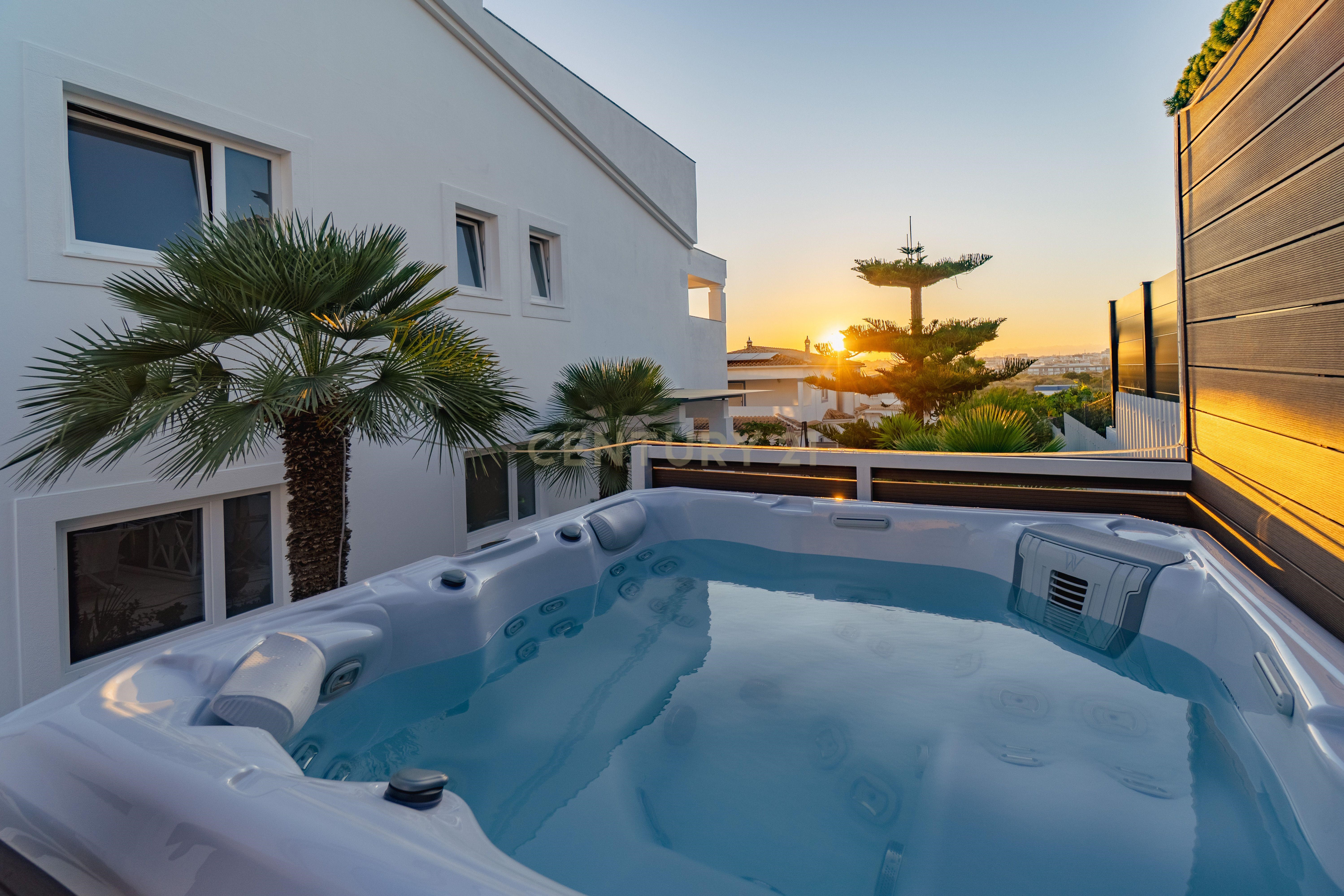 5 bedroom house with spacious areas, jacuzzi and river view - Ferragudo