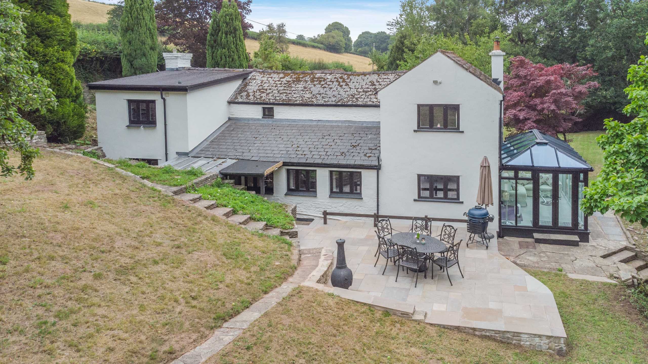 Detached House: for sale in Hereford