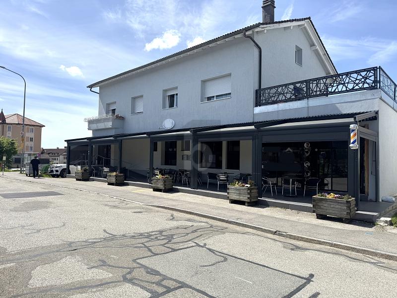 IDEALLY LOCATED WITH 5% YIELD