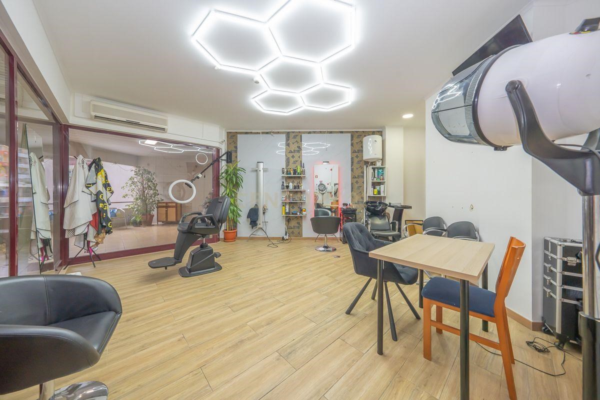 Commercial Space in Aranguês Shopping Centre, Setúbal