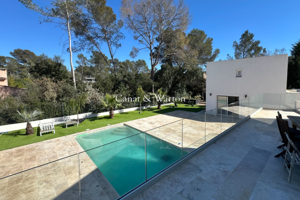 Villa Saint Raphael 8 room(s) 255 m2