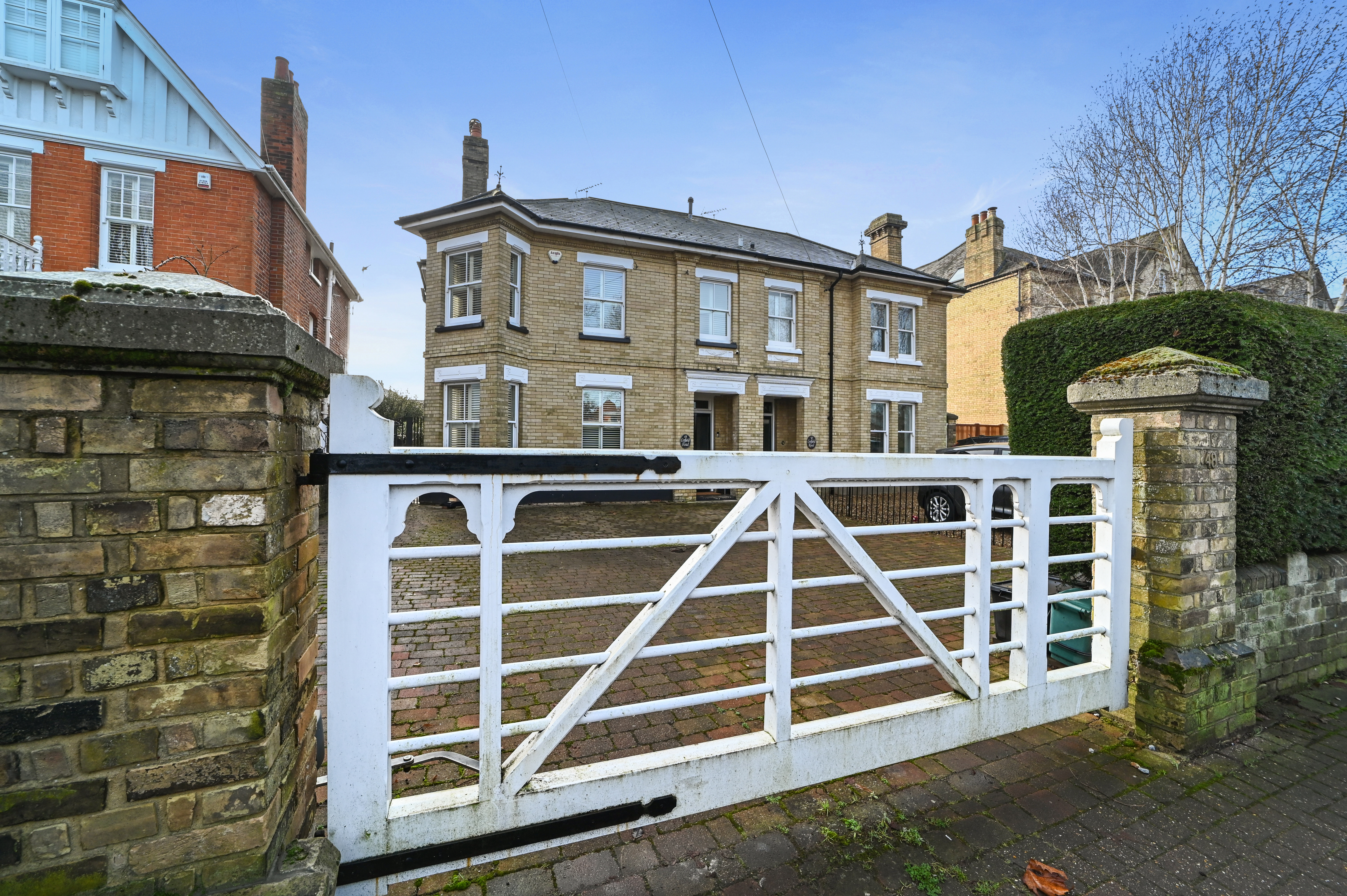 Semi-Detached House: for sale in Colchester