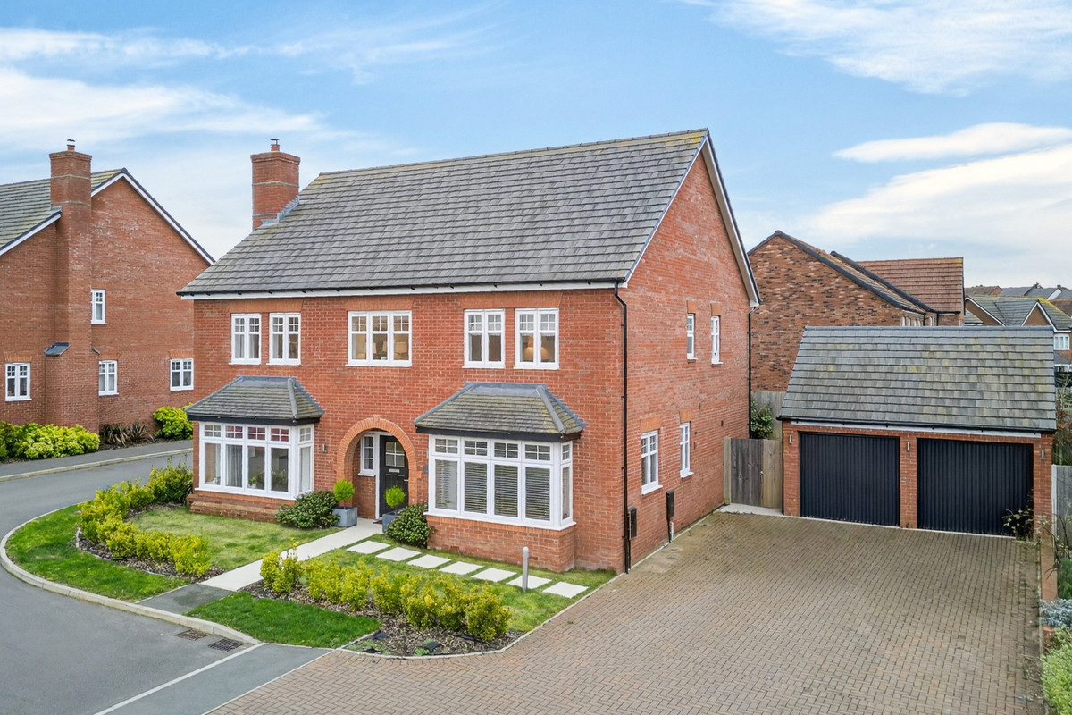 Detached House: for sale in Radford Semele