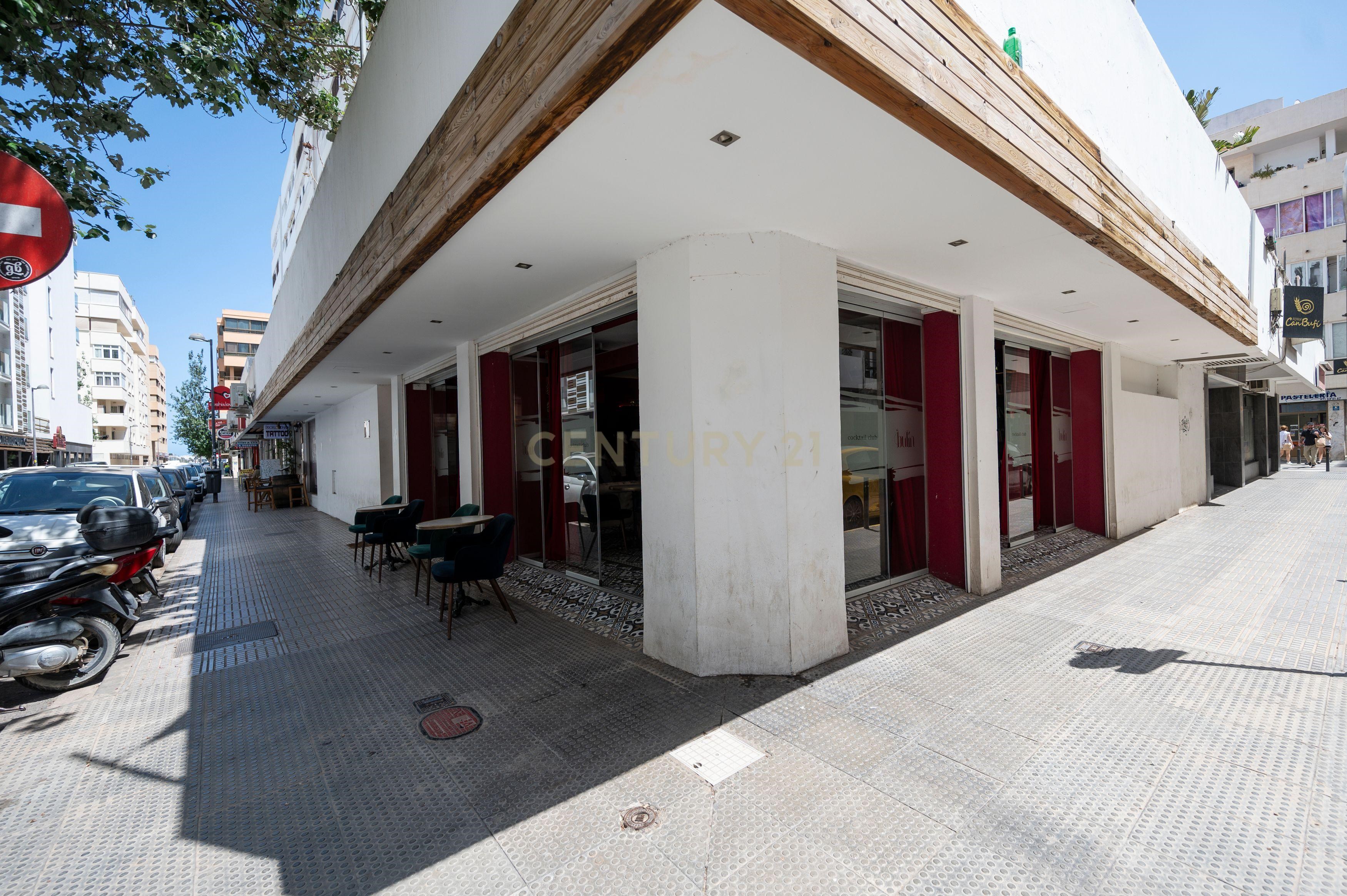 Renovated Bar with Prime Location in Ibiza - Fully Equipped!