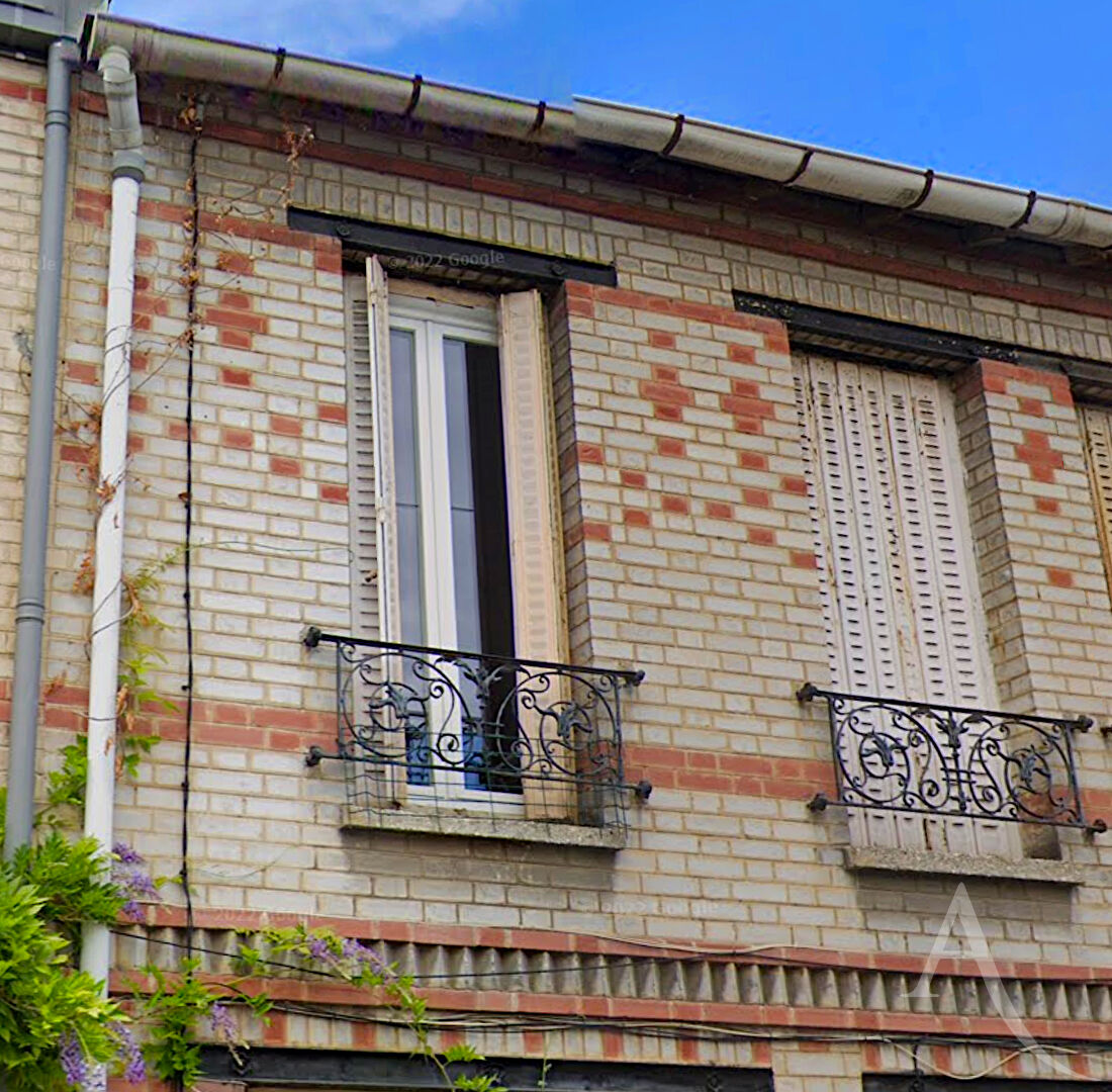 Home for sale in Montreuil, France