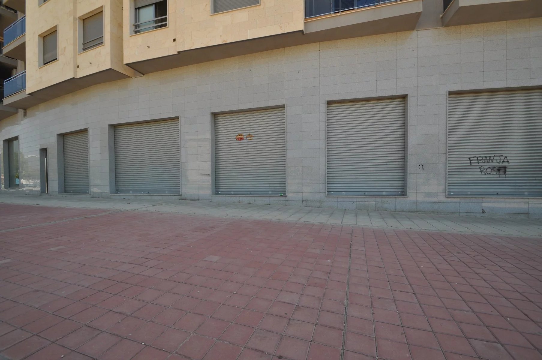 Building for sale in Elda, Spain