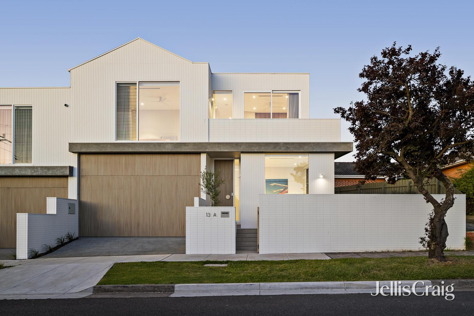 A lavish illustration of light and luxury