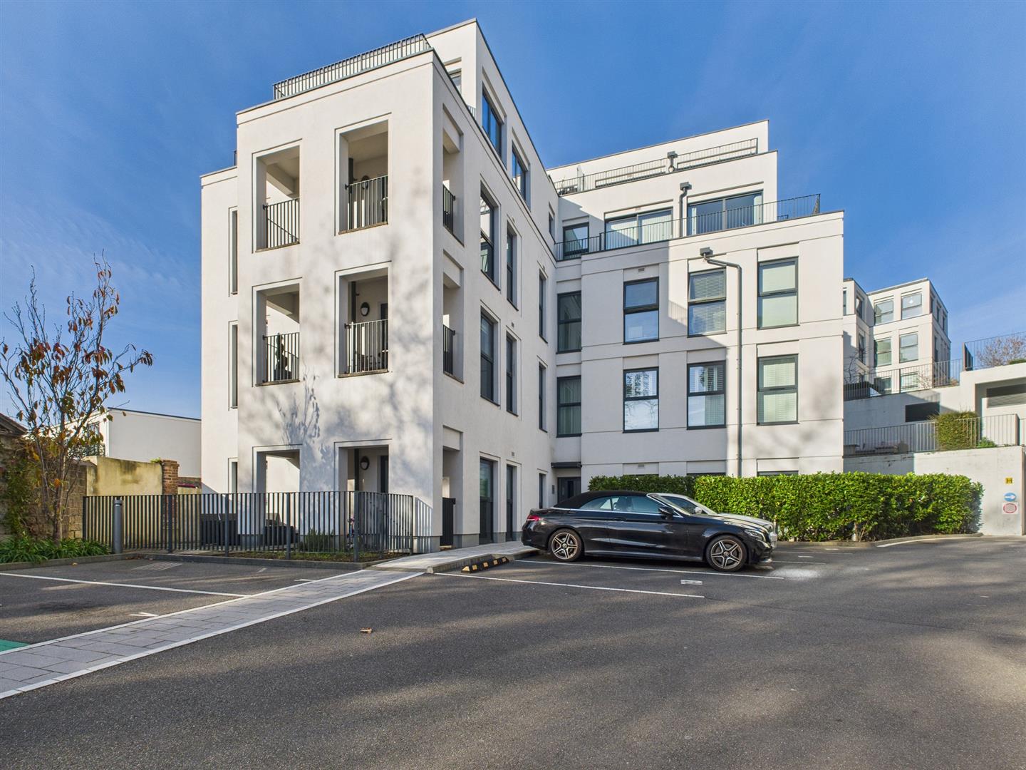 Apartment: for sale in La Pouquelaye St Helier