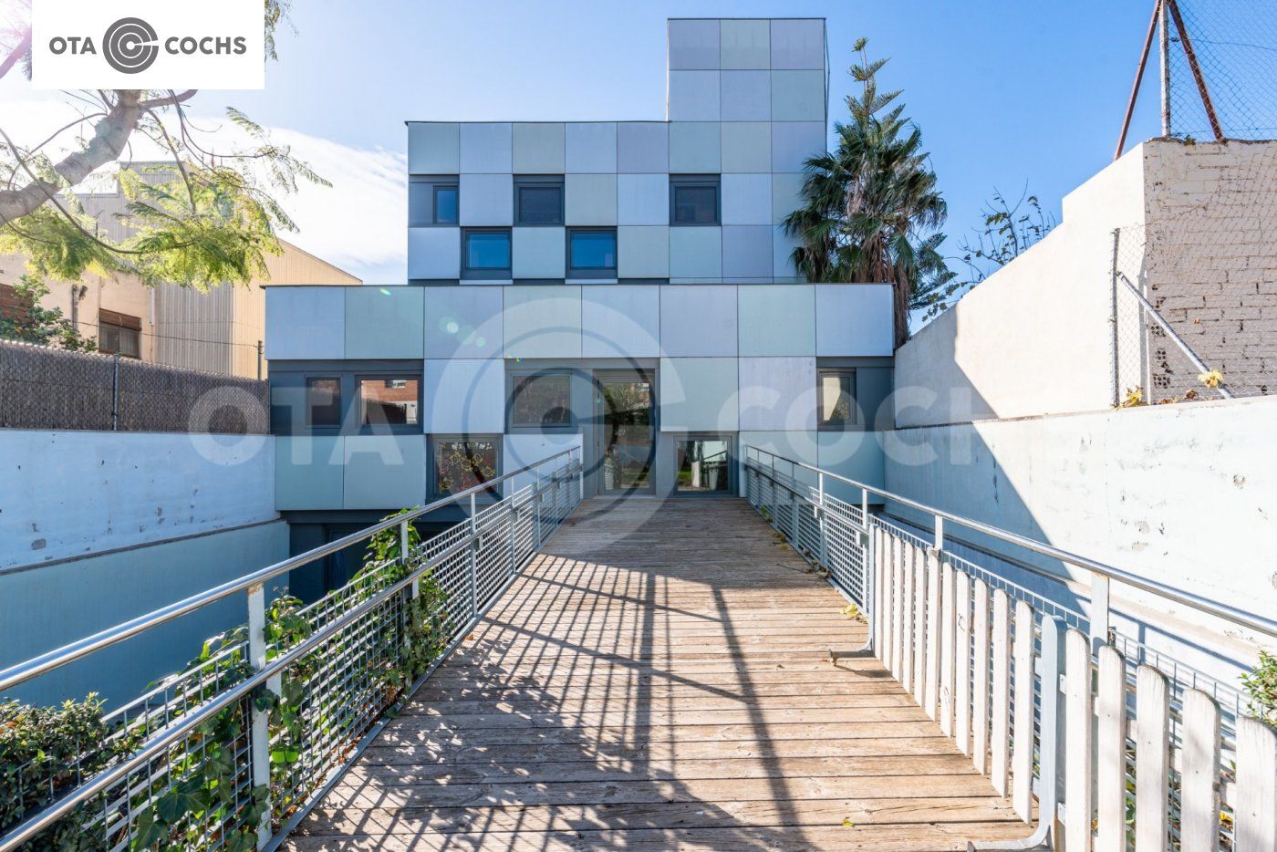 BUILDING WITH GARDEN WITH ACTIVE NURSERY LICENCE IN LA SEDERA AREA OF REUS