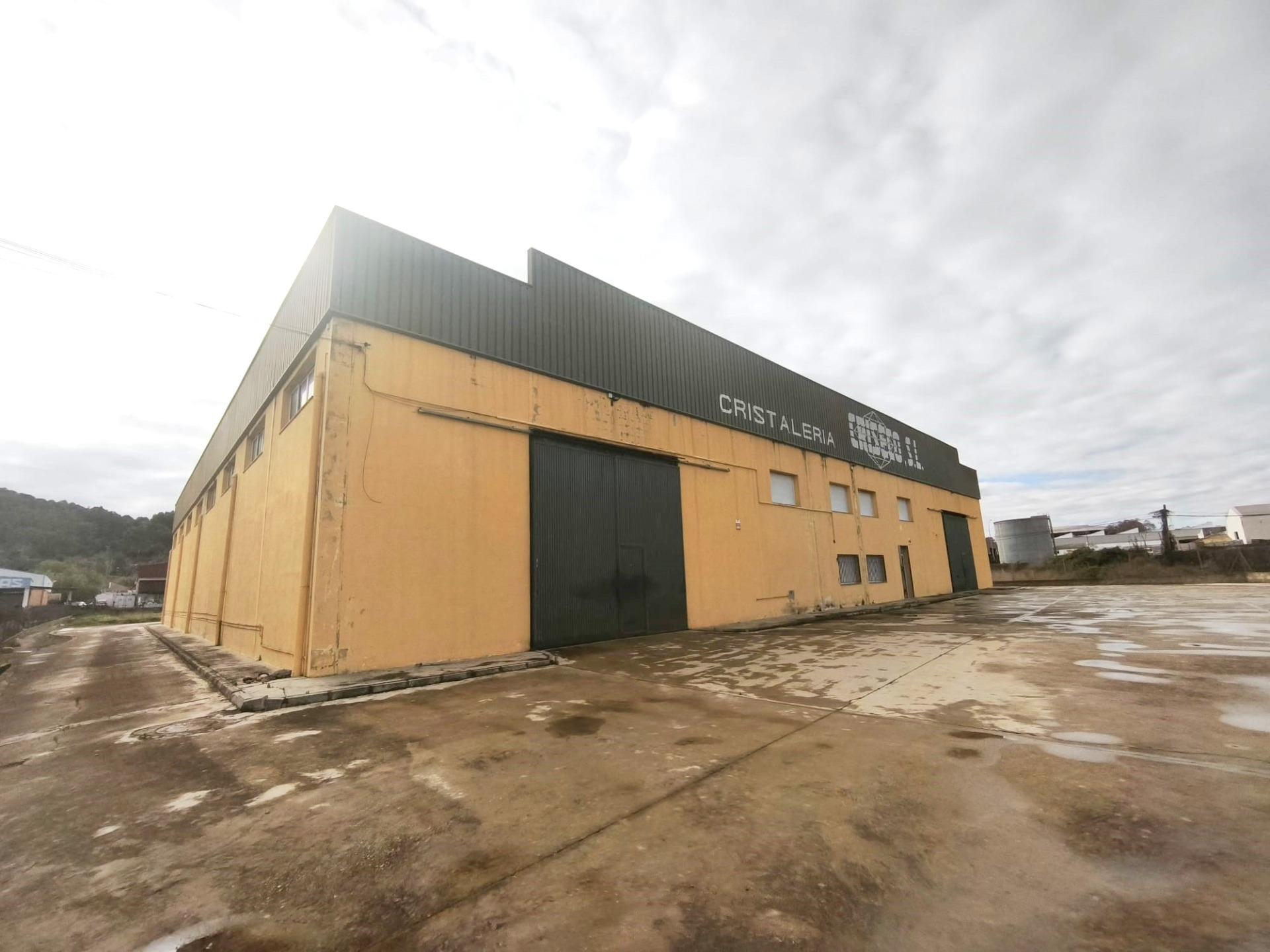 WAREHOUSE FOR SALE IN XATIVA