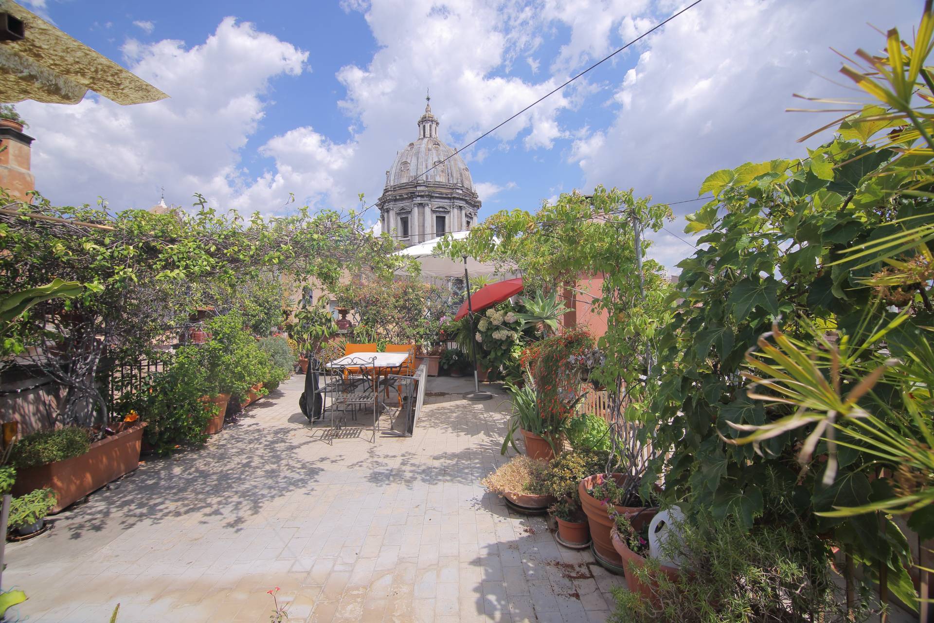 Condo for sale, vicolo de bovari (Lazio, Italy)