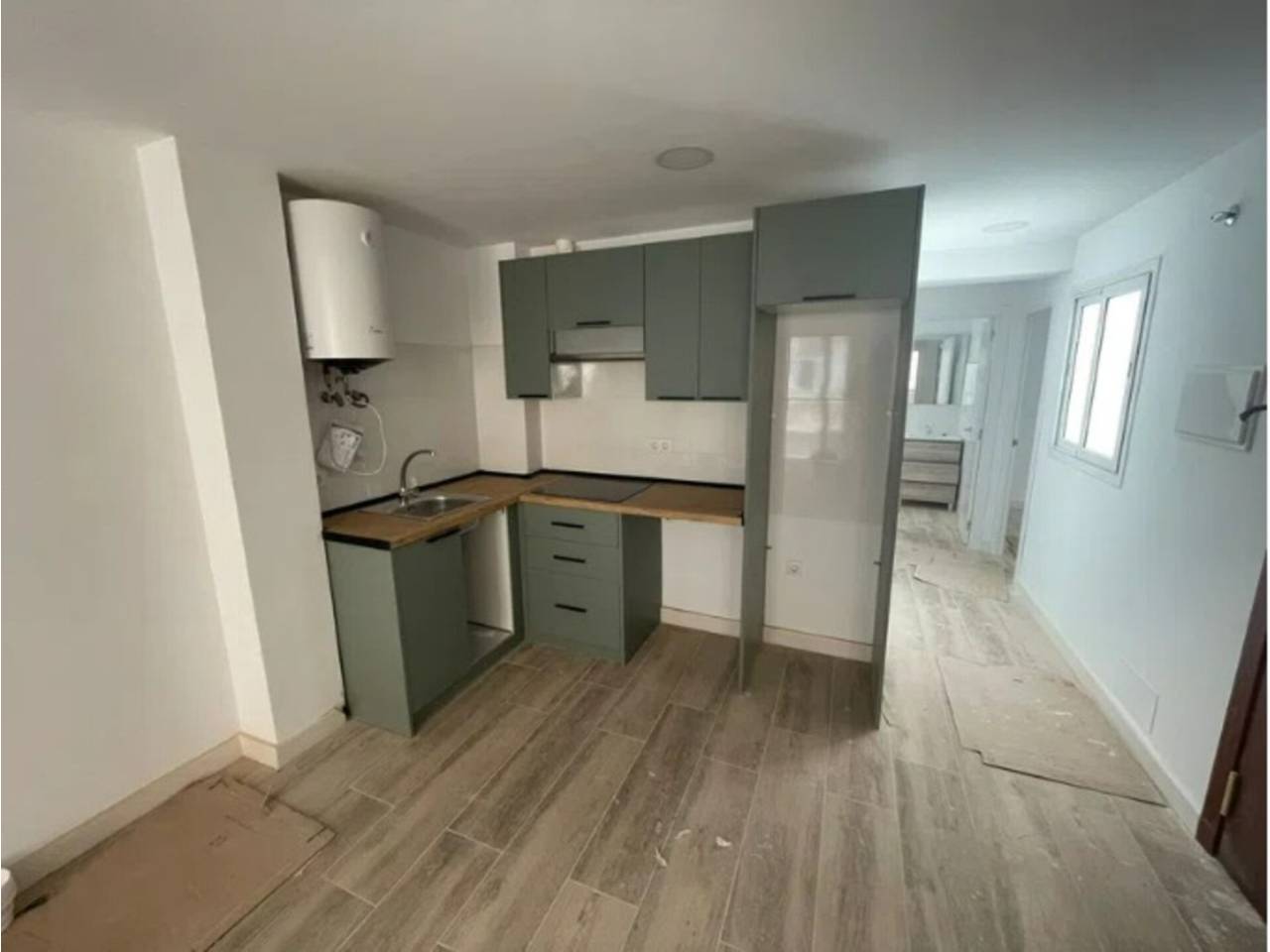 Building for sale in Plaza de Toros-Santa Rita(04004)