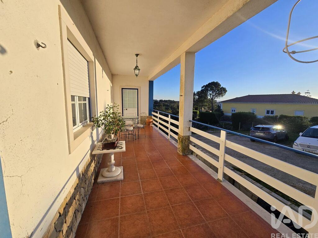 Single storey house T4 in Mafra of 230 sq m