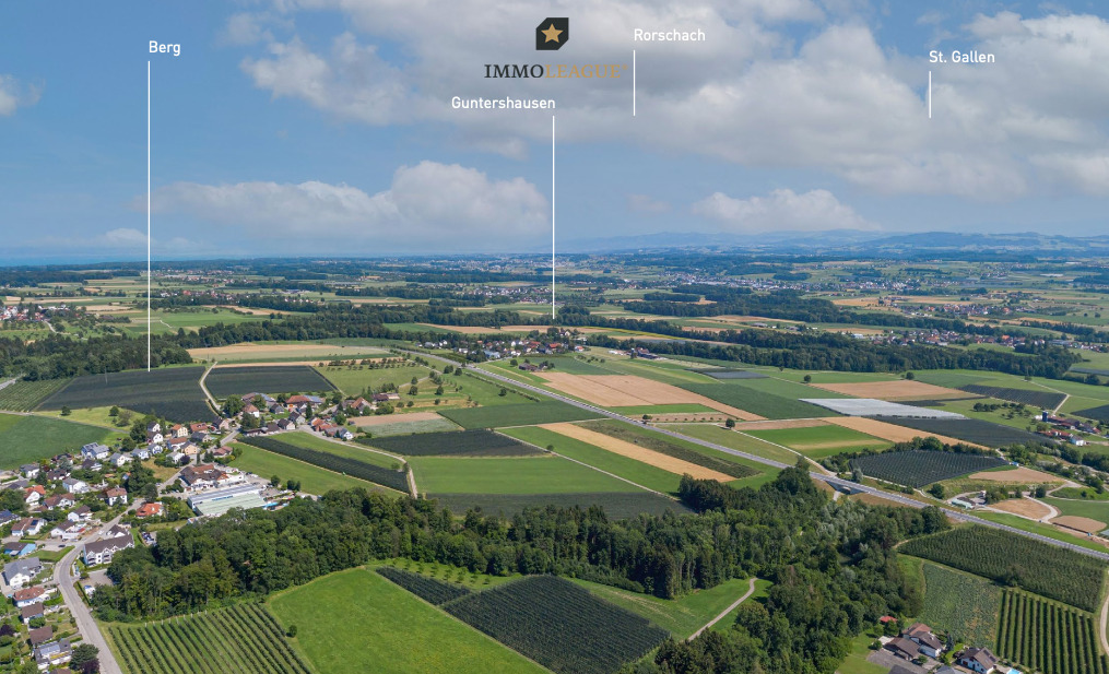 Spacious plot with approved new construction project