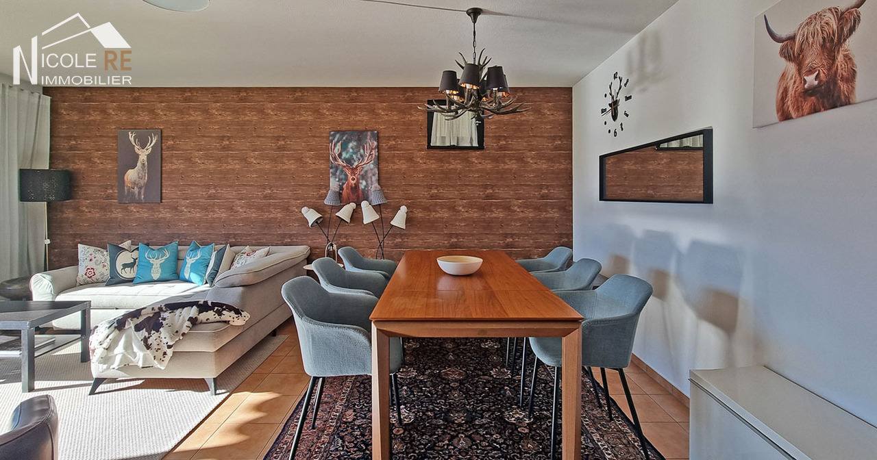 Renovated large 2.5-room apartment with views!!!