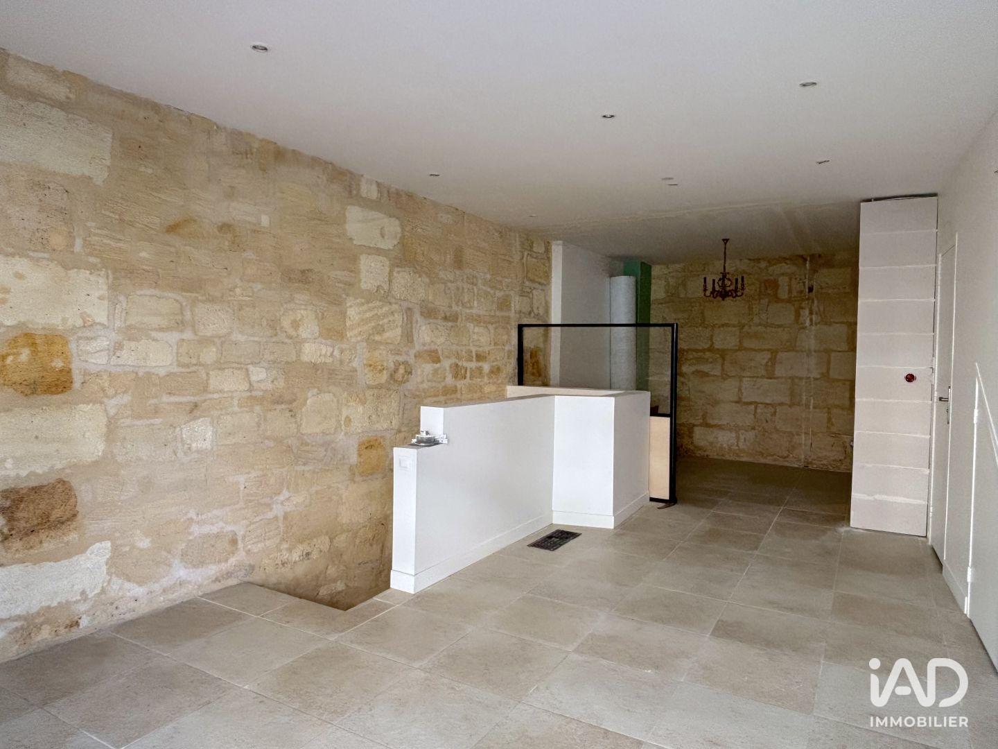 Building for sale in Bordeaux, France