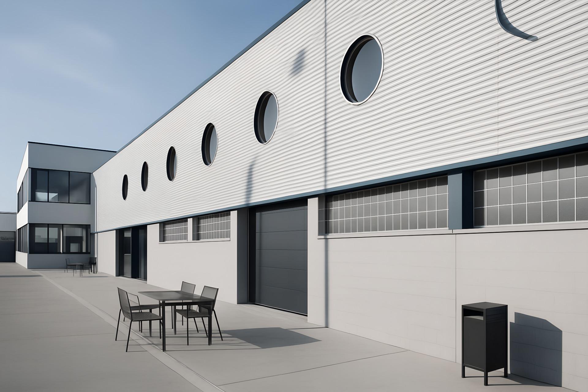 LARGE INDUSTRIAL WAREHOUSE OF 2,700 M2 IN VALLS