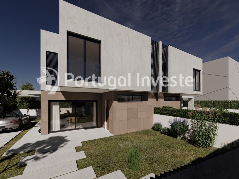 Sells 2 plots for 2 villas - T3 with 168m2 each, Sobreda | Almada