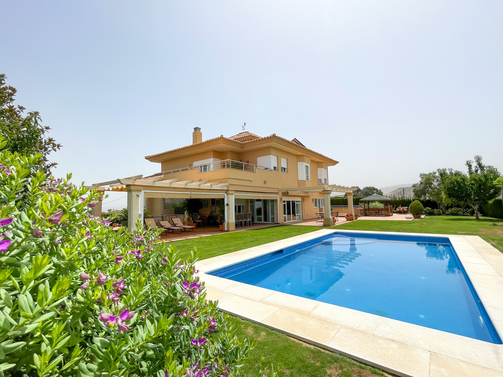 Beautiful Villa in Antequera Golf course