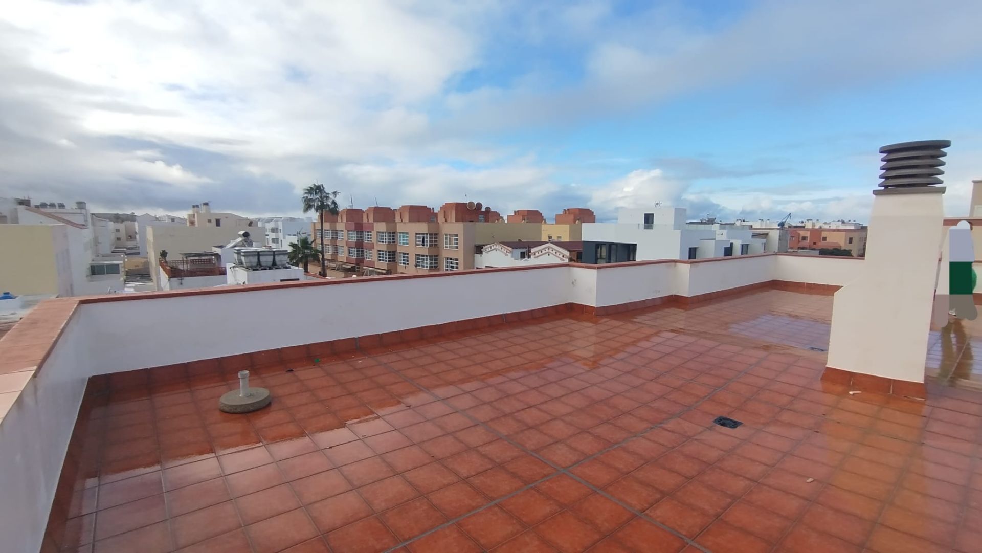 Condo for sale in La Oliva, Spain