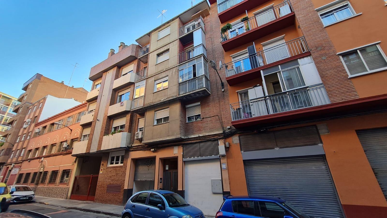 Condo for sale in Zaragoza, Spain