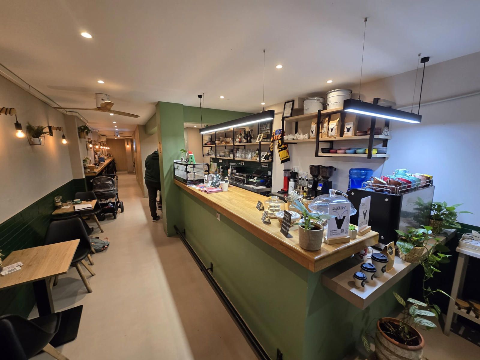 Commercial for sale in Barcelona, Spain