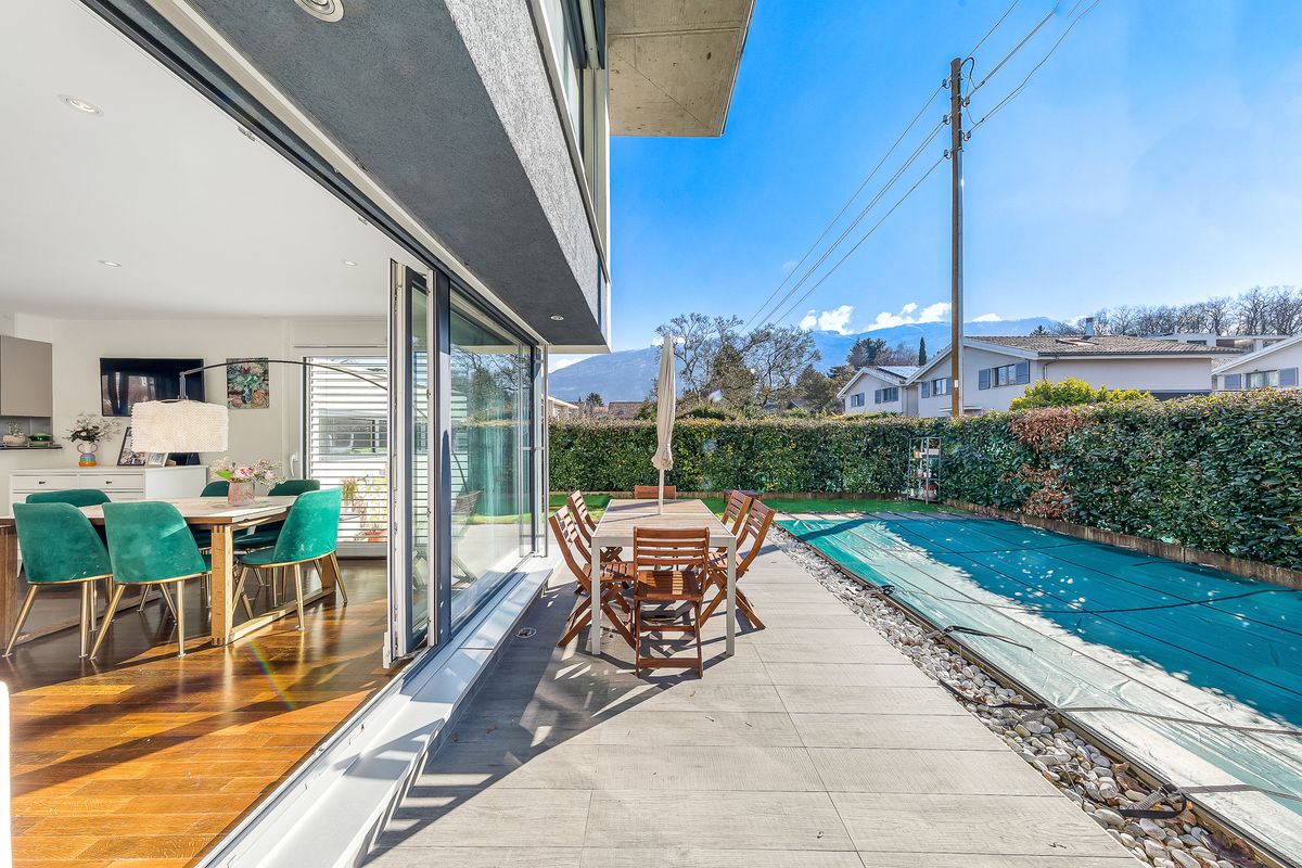 Semi-detached house with 5.5 rooms in a peaceful area