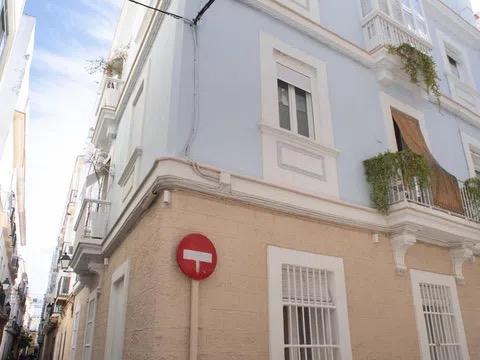 Building for sale in Cádiz, Spain
