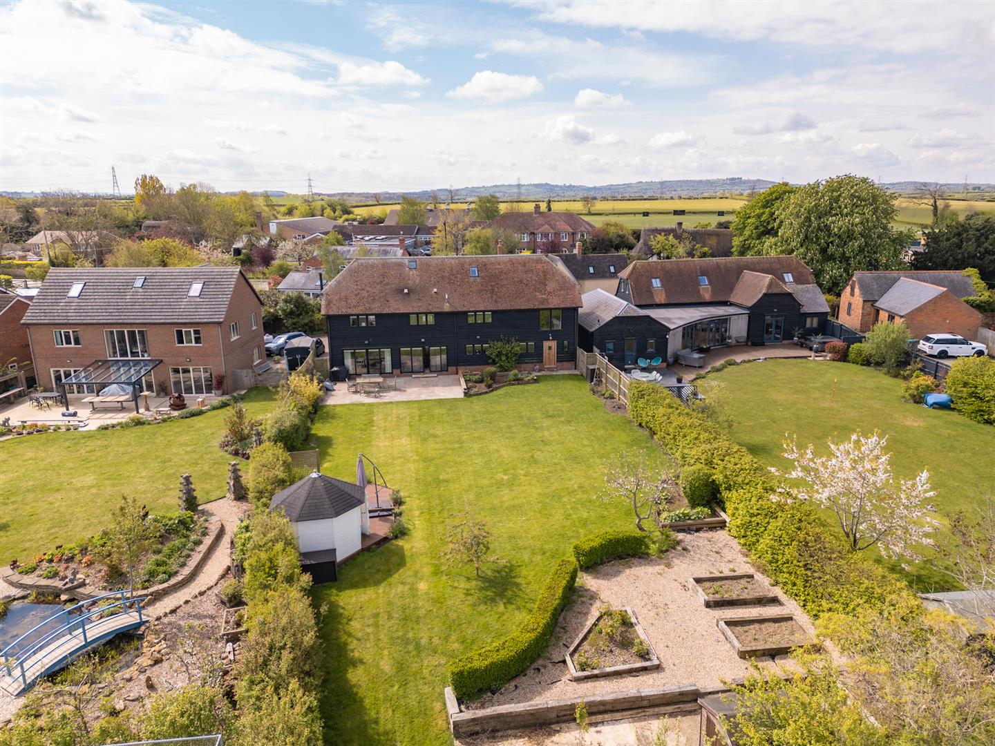 Detached House: for sale in Grendon Underwood