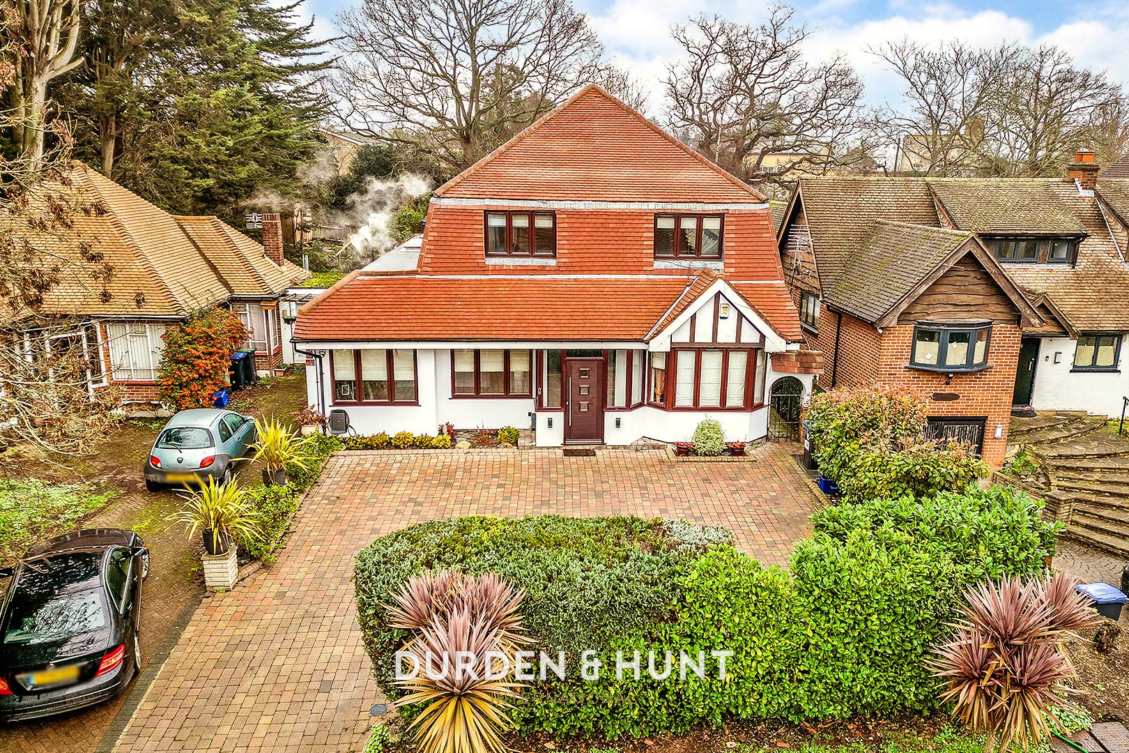 Home for sale in Loughton, United Kingdom