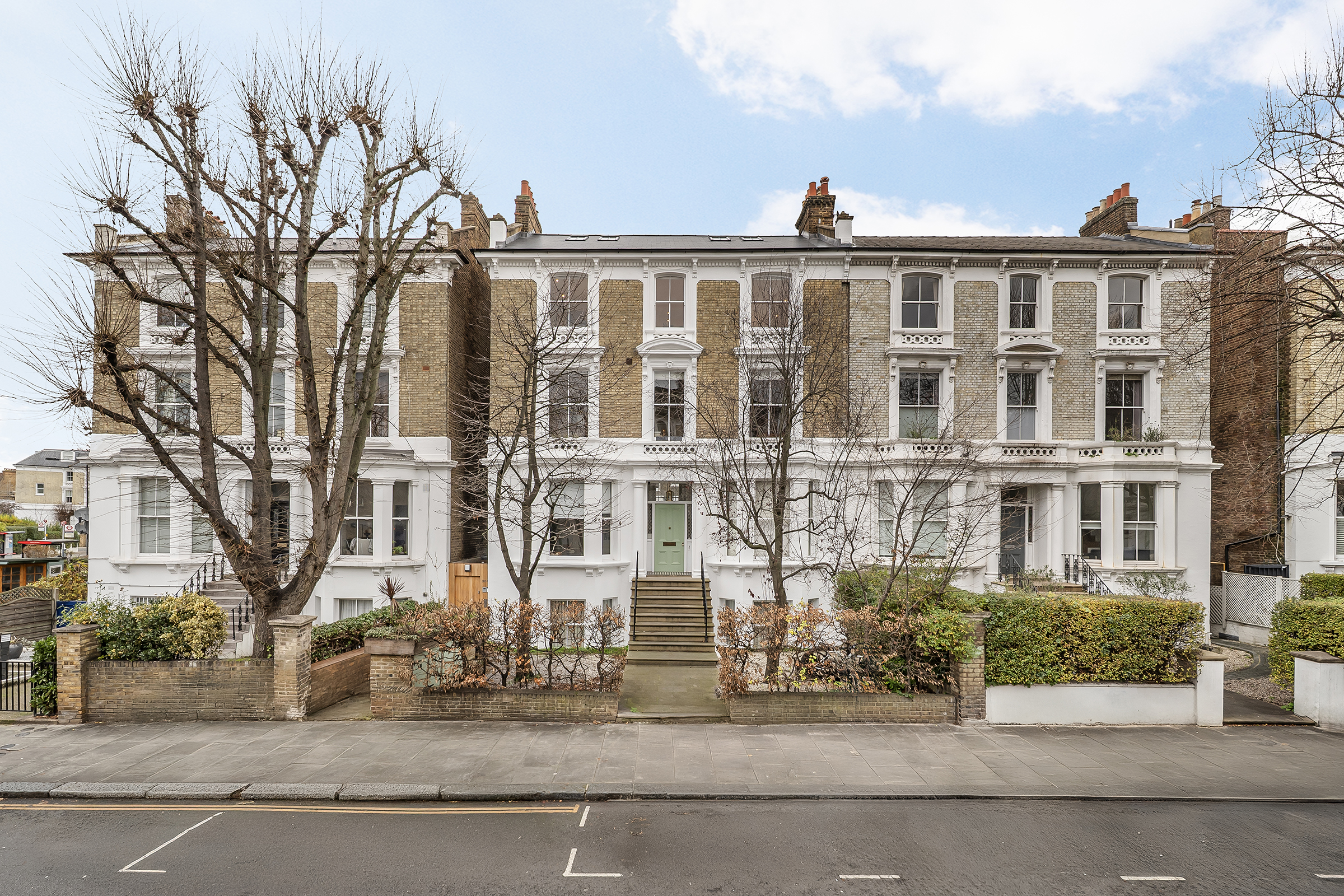 A beautiful three-bedroom maisonette in Notting Hill