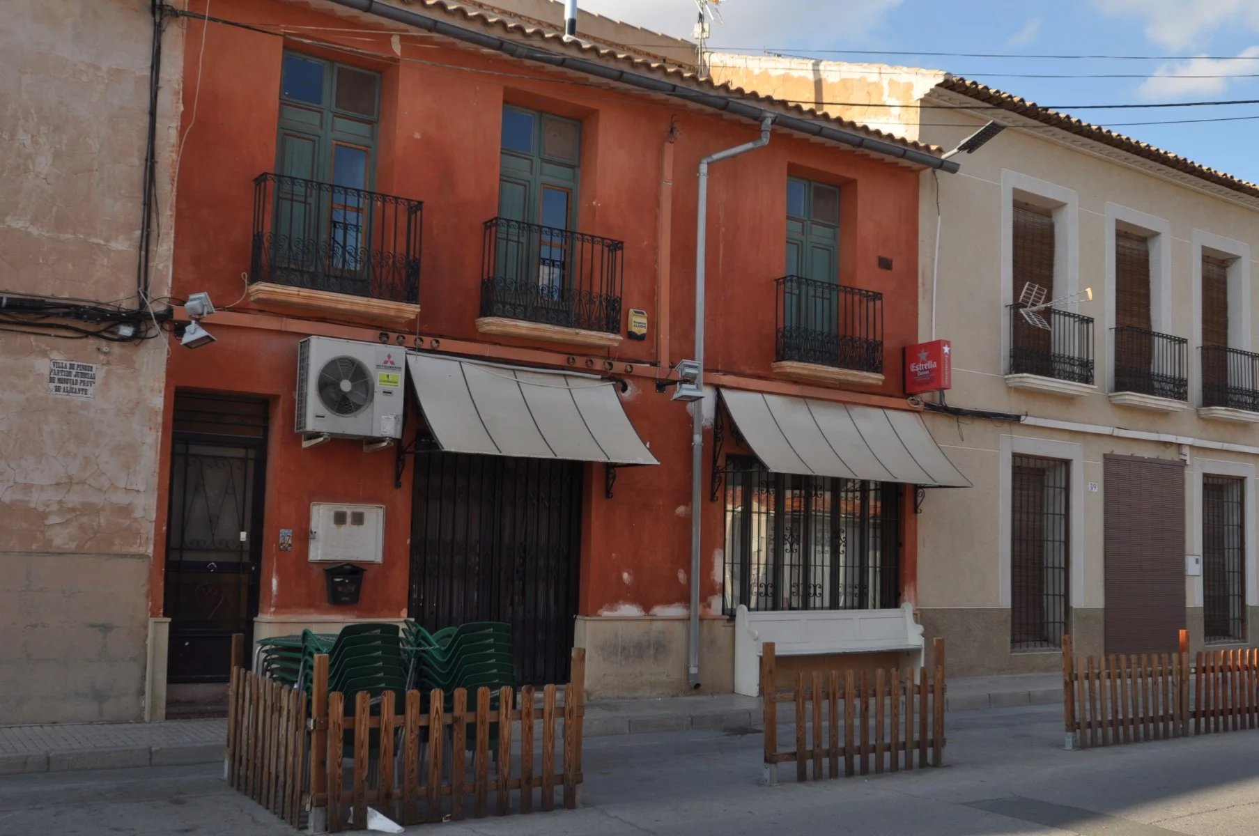 Building for sale in Pinoso, Spain