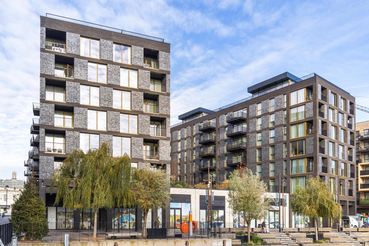 Apartment: for sale in Brentford