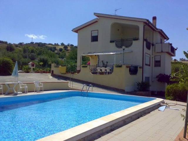 Home for sale, Contrada Ciccione (Cianciana, Italy)