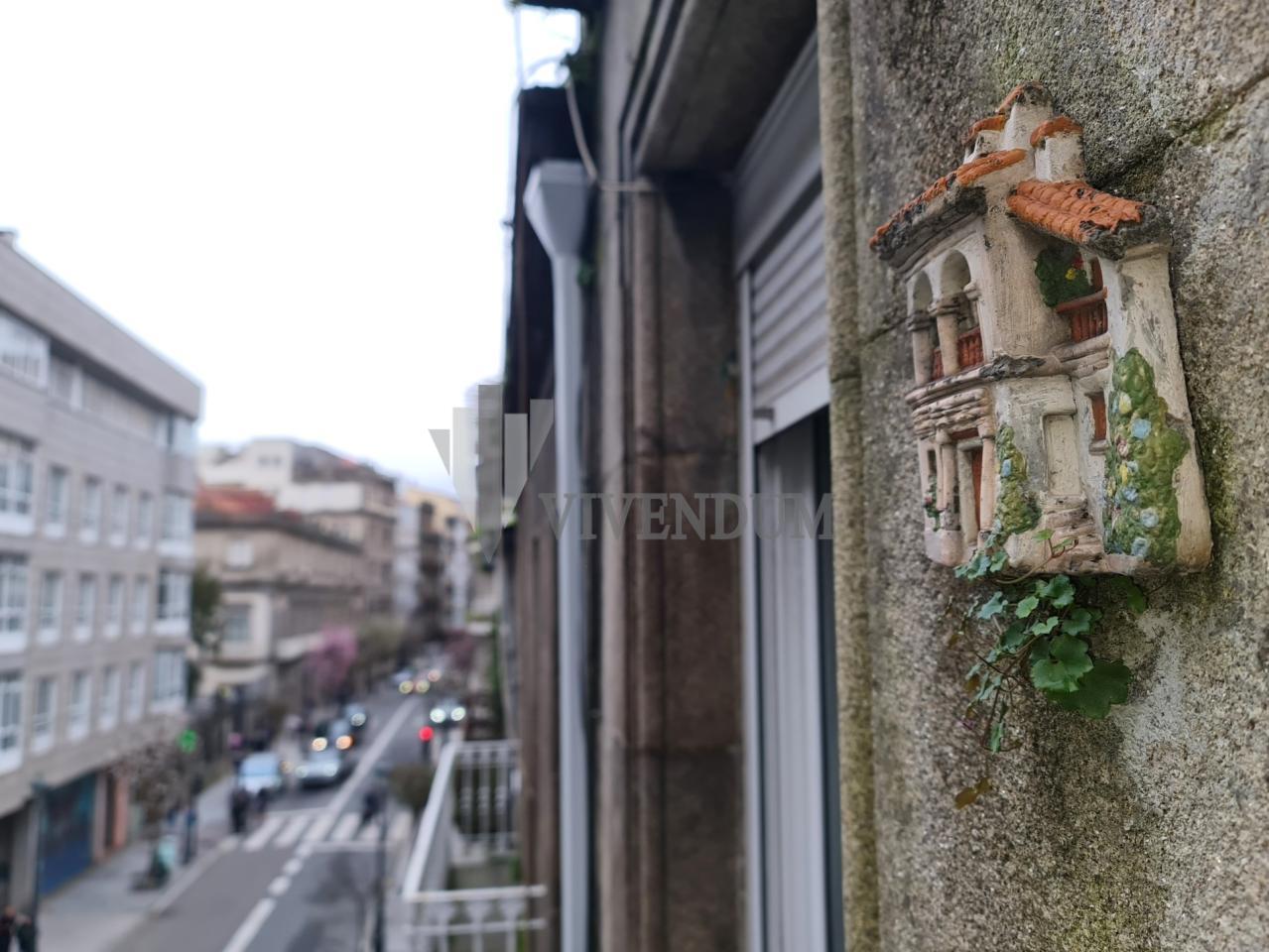 Building for sale in Vigo, Spain