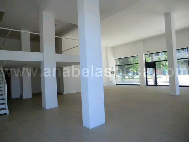 Commercial for sale, Viseu, Repeses e São Salvador, Portugal (Viseu, Portugal)
