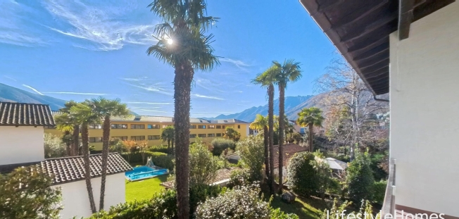 TERRACED SINGLE-FAMILY HOUSE