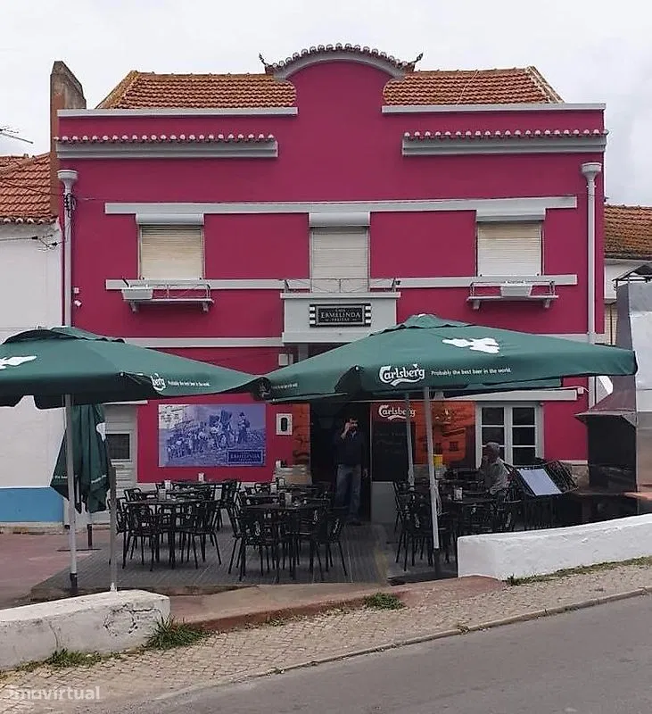 Commercial for sale, Setúbal (Amora, Portugal)