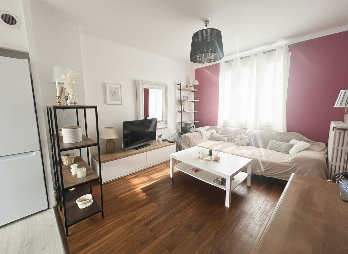 Home for sale in Saint-Nazaire, France