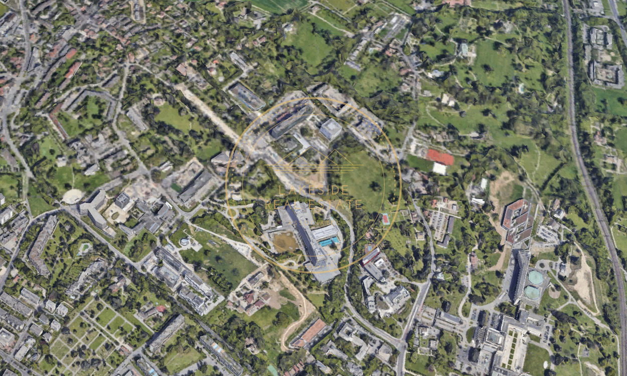 Magnificent detached house with an independent apartment