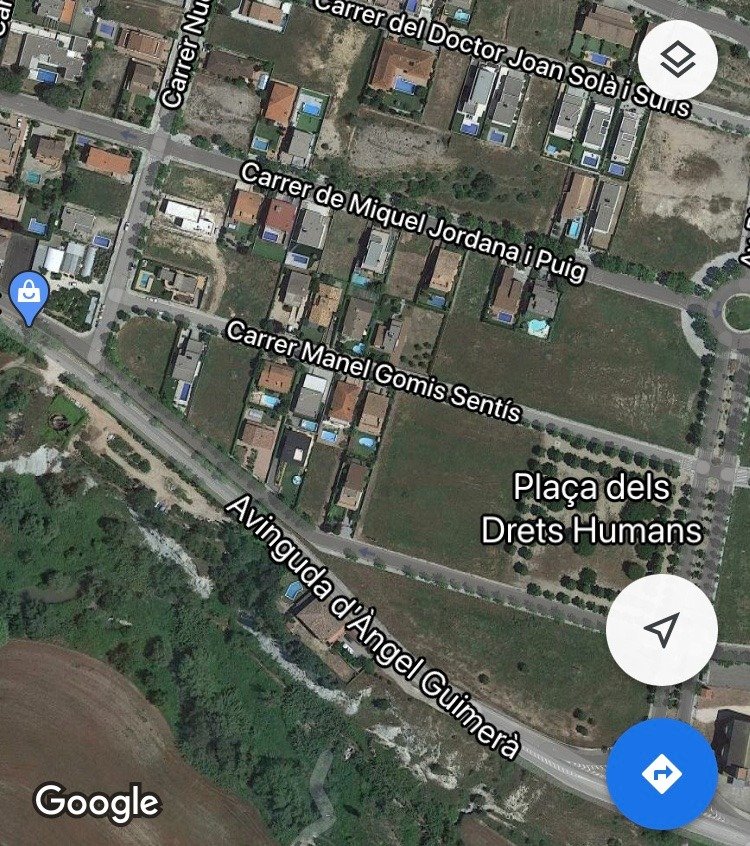 Plot in La Roixel·la