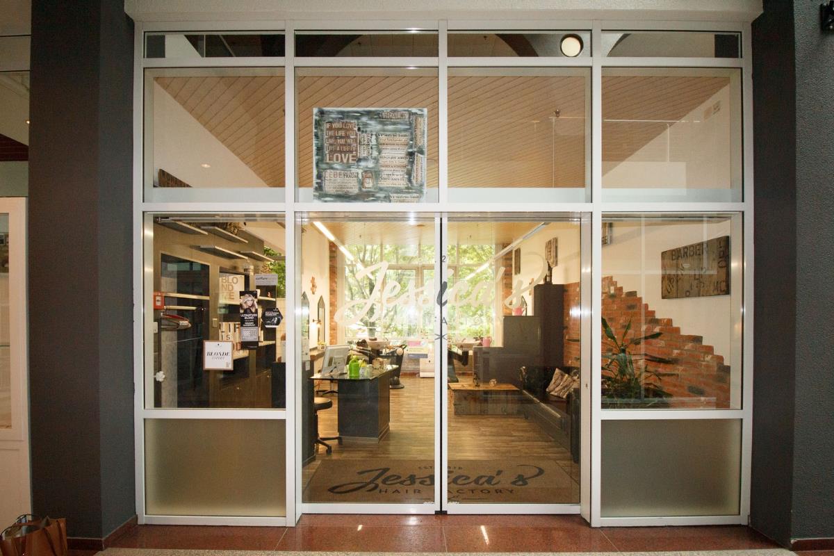 BUSINESS PREMISES IN THE CITY CENTRE, modern, in a prime location, bright, wheelchair accessible