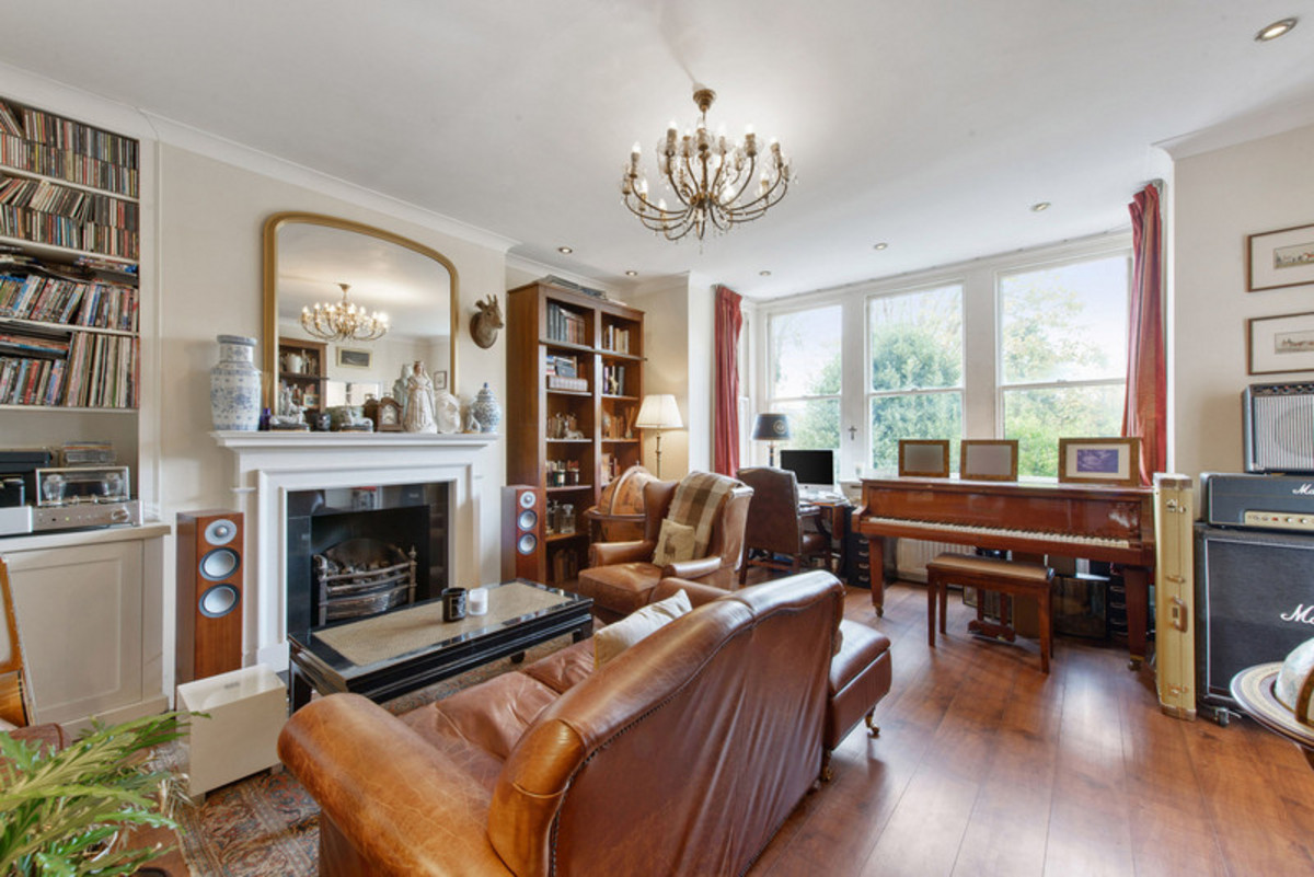 Flat: for sale in Richmond