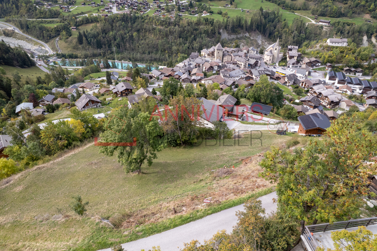 Magnificent building plot of 587 m2 in Vissoie